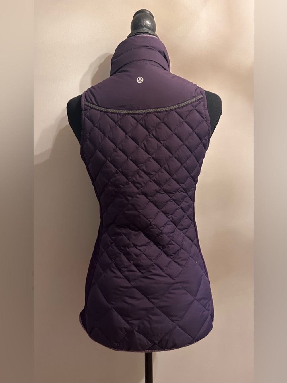 Lululemon Fluff Off Vest-Down Filled-Zinfandel - Picture 3 of 7